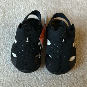 Brand new Nike sunray protection 4C